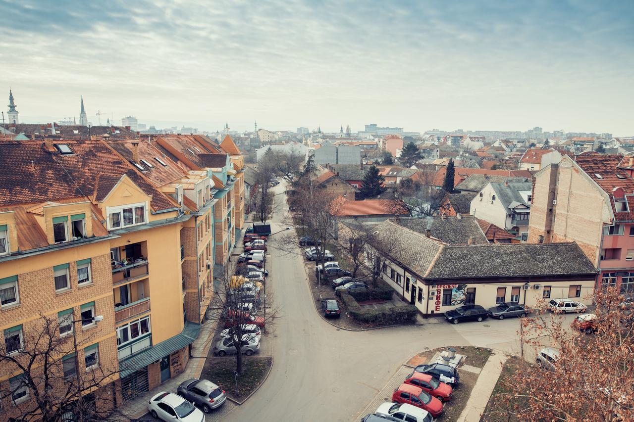 Bella Apartment Novi Sad Kamer foto